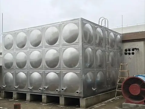 立式和方型不锈钢水箱的区别是什么？